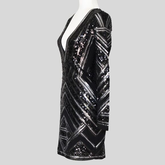 EXPRESS Women's Black & Silver Sequin Stretchy Mini Dress Deep V-Neck Size XS - Picture 3 of 10